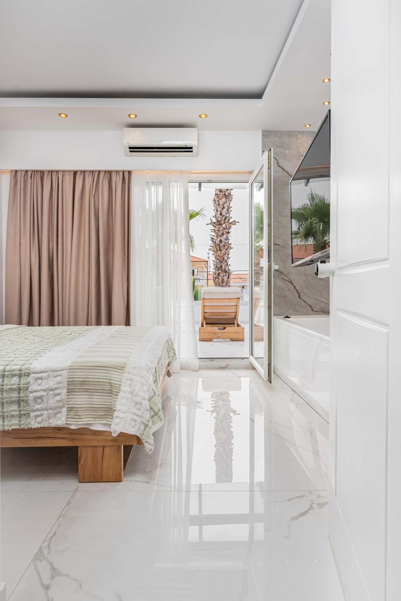Hotel Aeollos Pefkochori Luaran gambar
